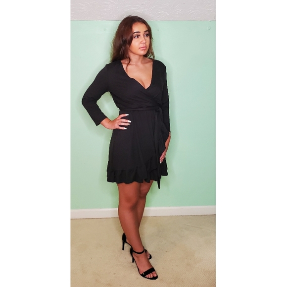 NWT Lily Rose Ruffle Trim Wrap Dress - Picture 2 of 9